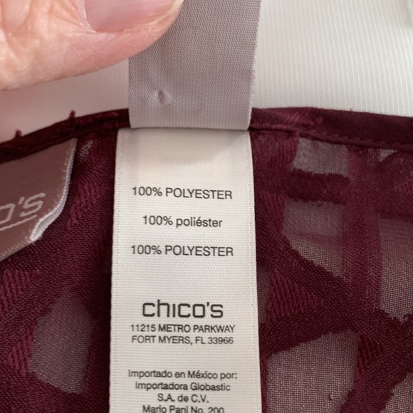 Chicos Sheer Dark Burgundy V-Neck Blouse w/3D Detailing.3/4 Sleeves. Size 2=12 - Picture 7 of 12